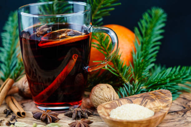 glühwein spices - chá de cravo imagens e fotografias de stock